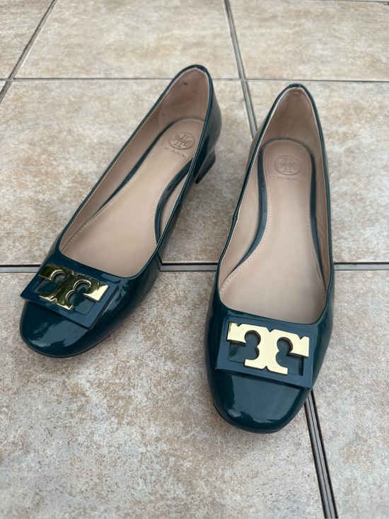 Tory Burch Shoes - Tory Burch Gigi Patent Leather Shoes